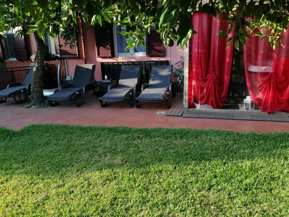 Casa Vacanze Noemi Riposto Exteriör bild